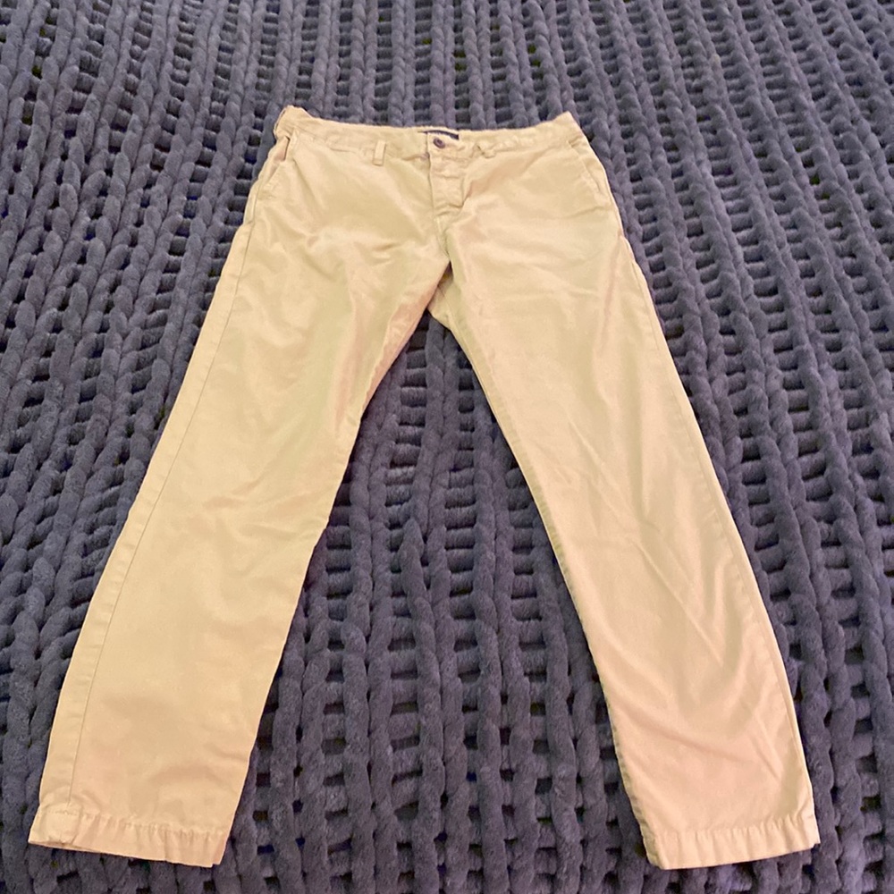 NWOT mens American Eagle khaki pants